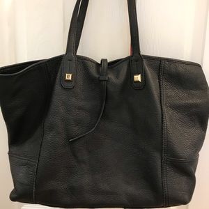 Stella & Dot Paris market tote